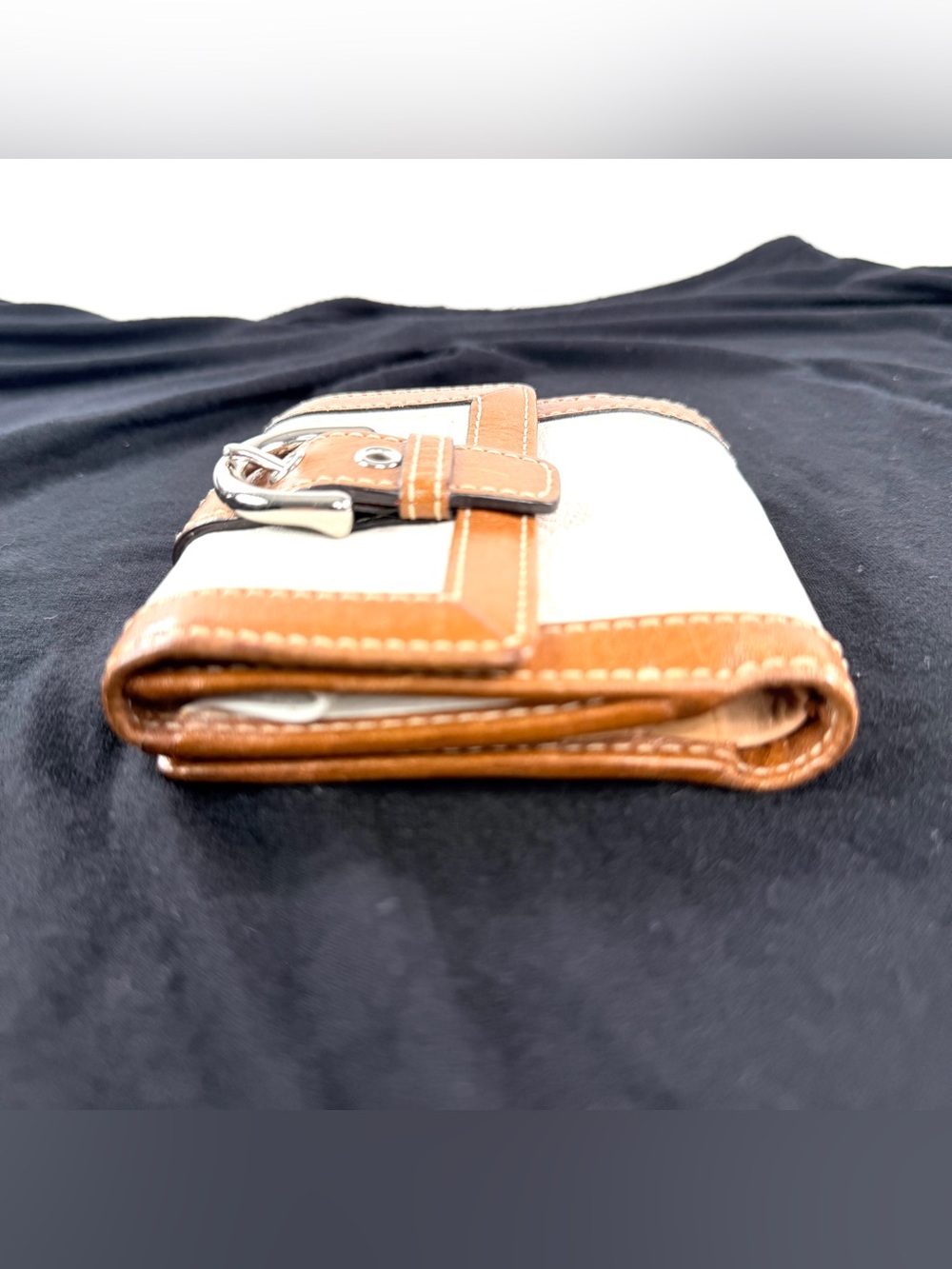 Coach White Leather Small Wallet Snap Tri Fold Buckle Clutch Brown Leather Trim - Picture 6 of 9